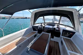 Thumbnail von Beneteau Oceanis 45