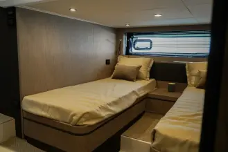 Thumbnail von Azimut Atlantis 45