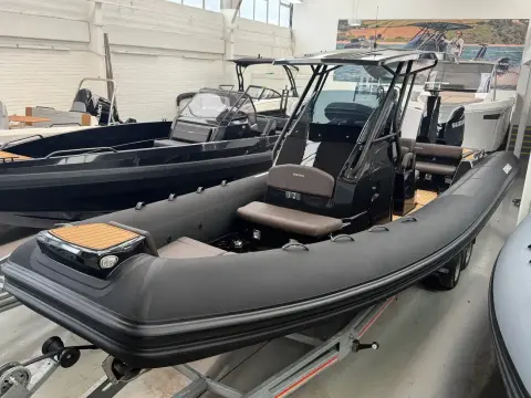 Brig Eagle 8