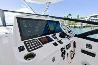 Thumbnail von Intrepid 438 Evolution TIDE CHASER