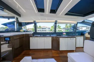 Thumbnail von Lazzara Yachts LSX 67 LAZZARA LSX 67