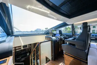 Thumbnail von Lazzara Yachts LSX 67 LAZZARA LSX 67