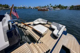 Thumbnail von Lazzara Yachts LSX 67 LAZZARA LSX 67