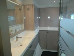 Thumbnail von Fountaine Pajot Astrea 42 Sowilo