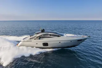 Pershing 70 PERSHING 70