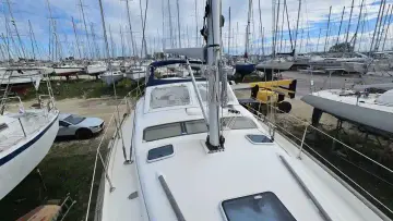 Thumbnail von Beneteau Oceanis 42 CC