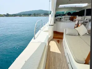 Thumbnail von Mangusta 72 CARO