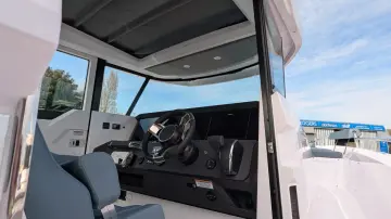 Thumbnail von Axopar 29 XC Cross Cabin