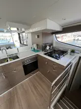 Thumbnail von Bali 4.6 Star Velvet (A/C, Generator, Water Maker, dishwasher)