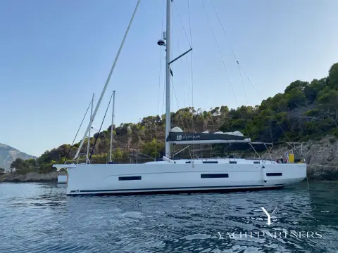 Dufour 530