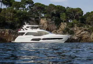 Sunseeker 76 Yacht TOP LEVEL