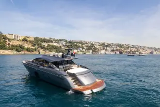 Thumbnail von Pershing 74