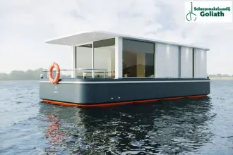 Moat Houseboat