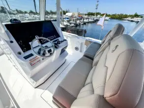 Thumbnail von Edgewater 325 CC