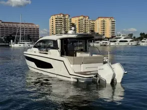 Thumbnail von Sealine C335V
