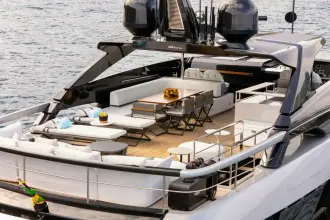 Thumbnail von Riva 102 Corsaro Super STILE DI VITA