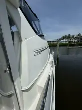 Thumbnail von Carver 41 Cockpit Motor Yacht New Beginnings