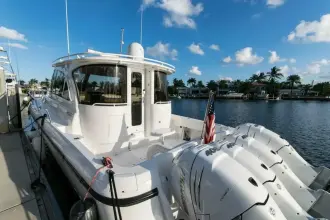 Thumbnail von Intrepid 47 Sport Yacht Keep'n it reel