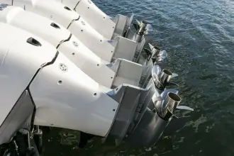 Thumbnail von Intrepid 47 Sport Yacht Keep'n it reel