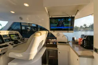 Thumbnail von Intrepid 47 Sport Yacht Keep'n it reel