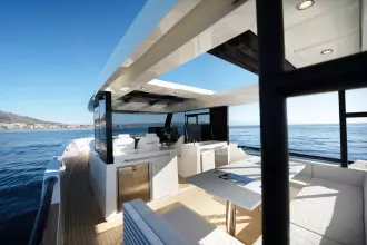Thumbnail von De Antonio Yachts D50