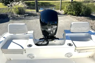 Thumbnail von Boston Whaler 190 Montauk
