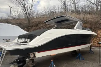 Thumbnail von Sea Ray SLX 400