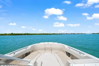 Thumbnail von Boston Whaler 320 Vantage