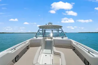 Thumbnail von Boston Whaler 320 Vantage
