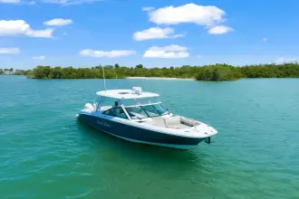 Thumbnail von Boston Whaler 320 Vantage