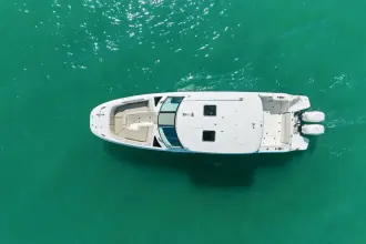 Thumbnail von Boston Whaler 320 Vantage
