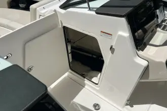 Thumbnail von Boston Whaler 240 Vantage