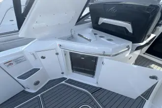 Thumbnail von Monterey 335 Sport Yacht