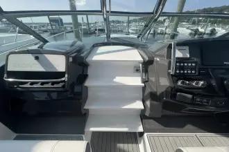 Thumbnail von Monterey 335 Sport Yacht