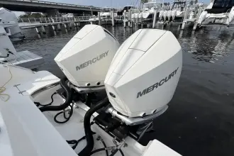 Thumbnail von Boston Whaler 280 Outrage