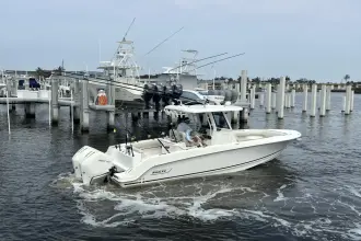 Thumbnail von Boston Whaler 280 Outrage