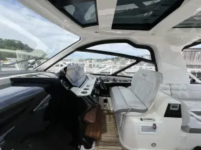 Thumbnail von Sea Ray 370 Sundancer Outboard