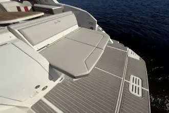 Thumbnail von Sea Ray 320 Sundancer