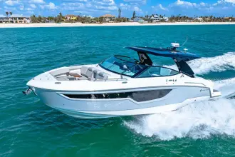 Thumbnail von Cruisers Yachts 38 GLS
