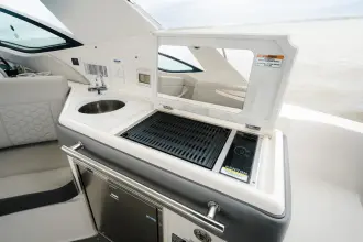 Thumbnail von Sea Ray 320 Sundancer