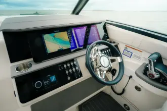 Thumbnail von Sea Ray 320 Sundancer