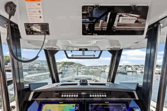 Thumbnail von Boston Whaler 360 Outrage