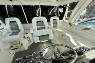 Thumbnail von Boston Whaler 345 Conquest