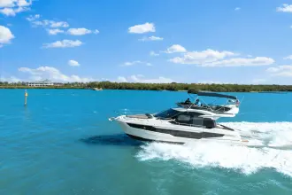 Thumbnail von Galeon 400 FLY