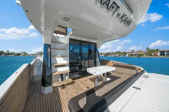 Thumbnail von Galeon 400 FLY