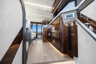 Thumbnail von Galeon 400 FLY