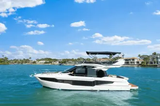 Thumbnail von Galeon 400 FLY