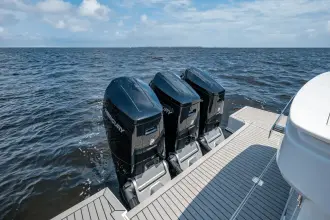 Thumbnail von Cruisers Yachts 50 GLS OB