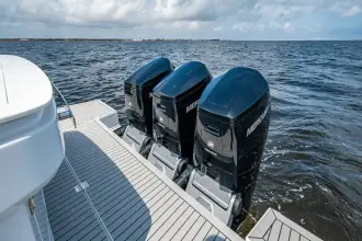 Thumbnail von Cruisers Yachts 50 GLS OB