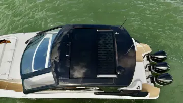 Thumbnail von Sea Ray 370 Sundancer Outboard